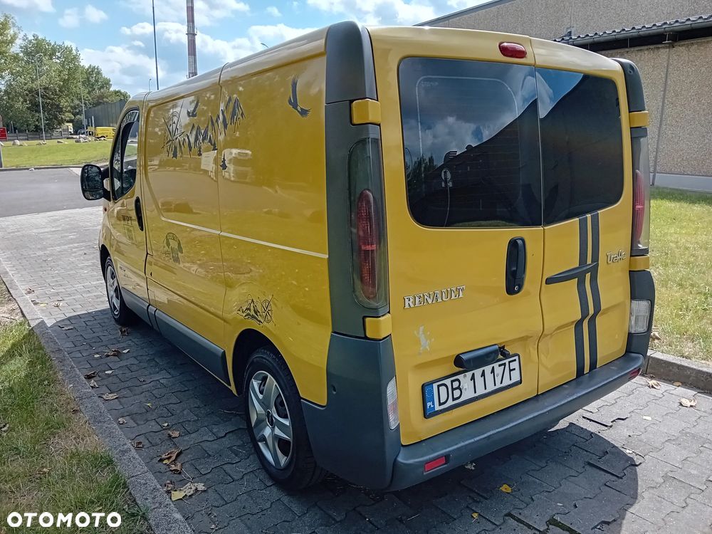 Renault Trafic - 18