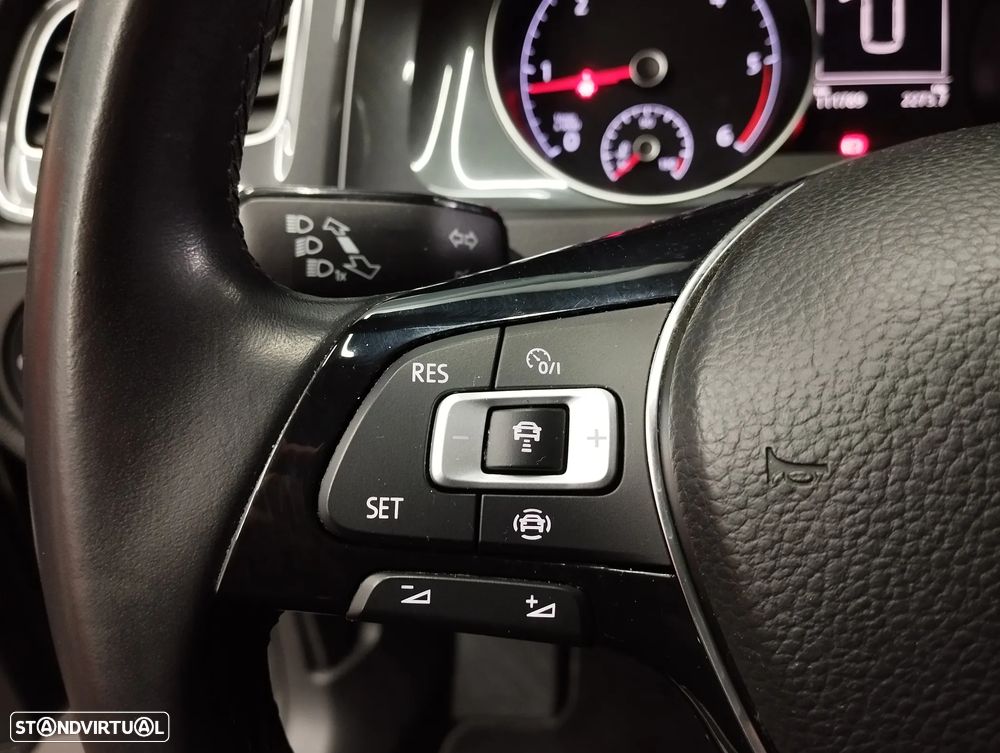 VW Golf Variant 1.6 TDi Confortline - 15