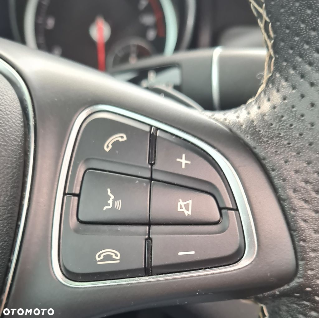 Mercedes-Benz CLA 250 Sport 4-Matic - 16
