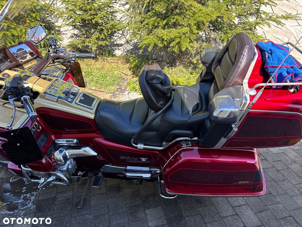 Honda GL - 12