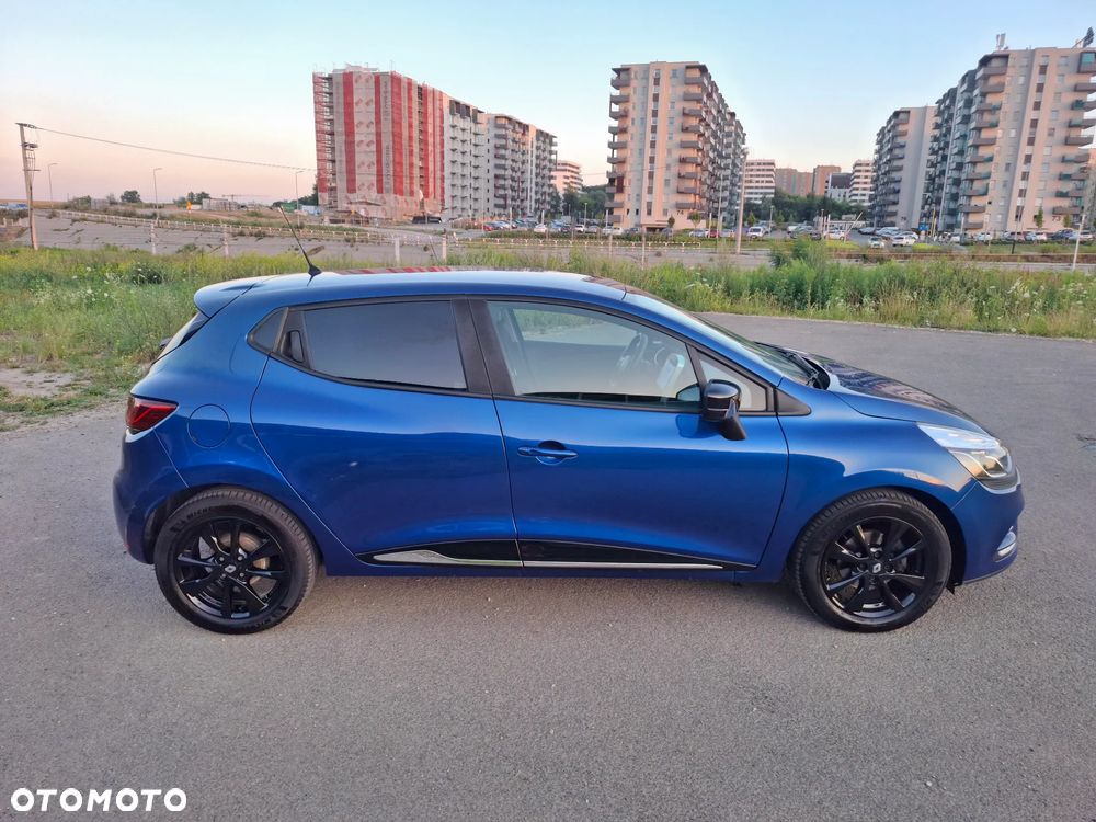 Renault Clio 1.2 16V Limited Plus - 8