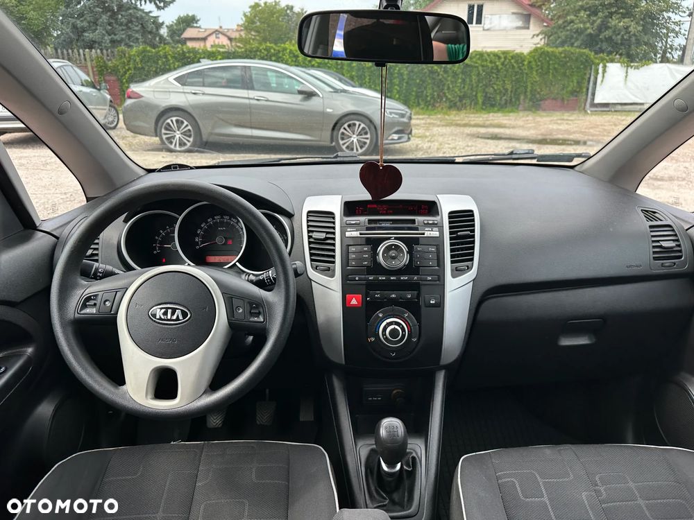 Kia Venga - 19