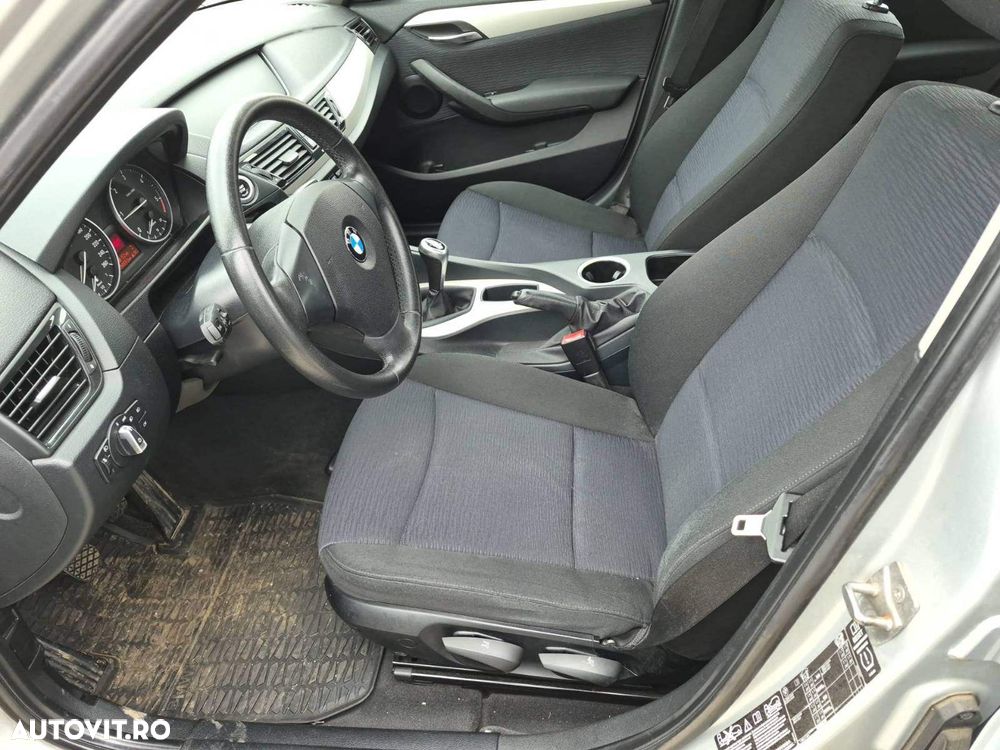 BMW X1 xDrive18d - 8