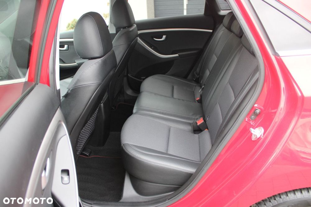 Hyundai i30 - 19