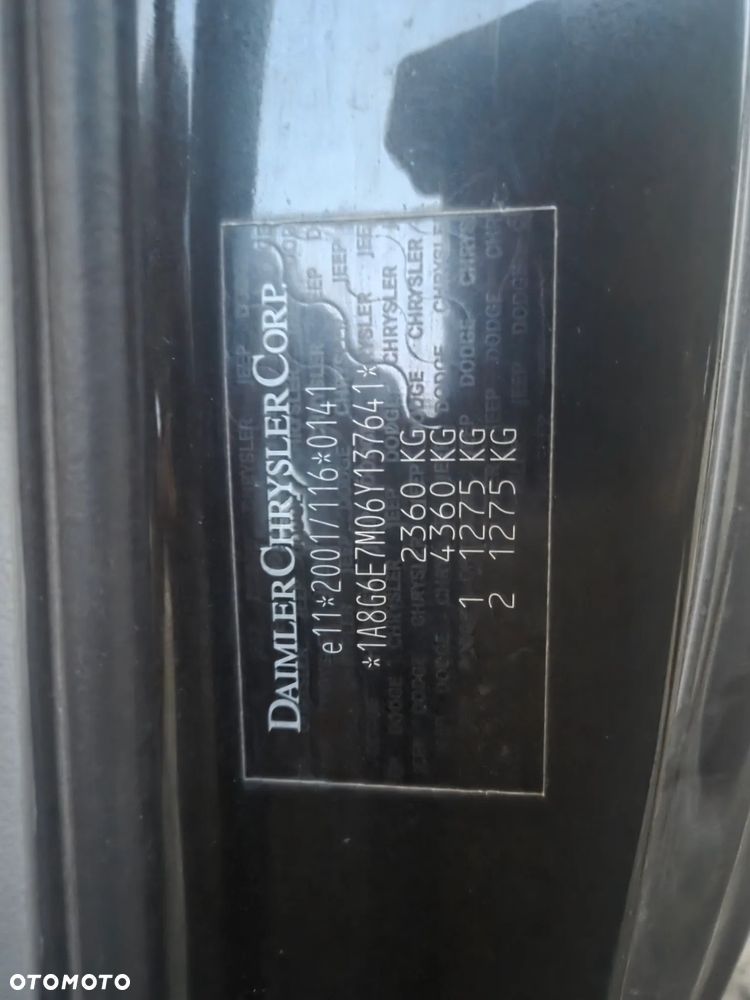 Chrysler 300C 3.0 V6 CRD - 12