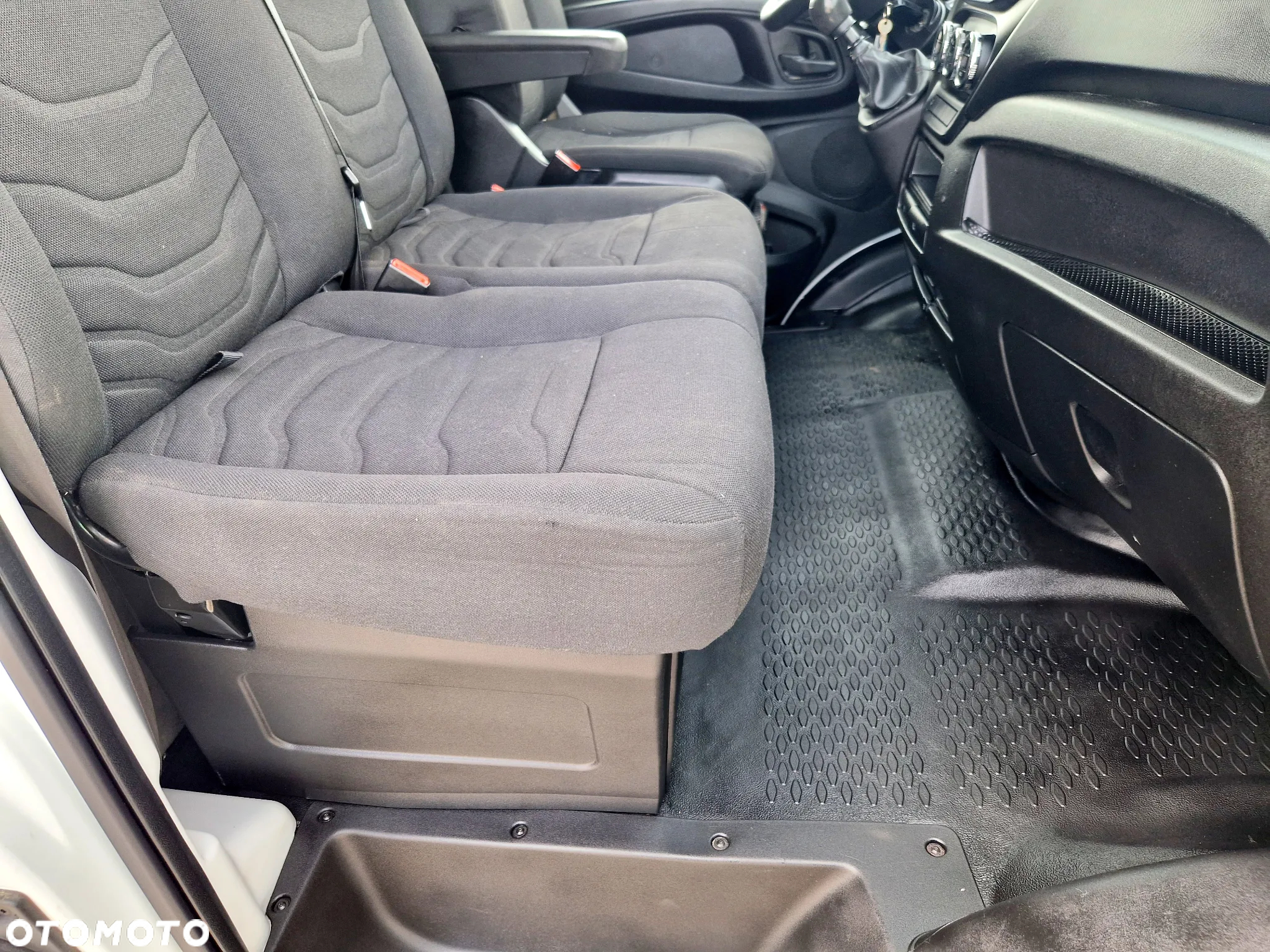 Iveco IVECO 35S15 2.3 HPI 150 KONNY KONTENER 4.3 M WINDA KLIMA WEBASTO GWARANCJA - 15