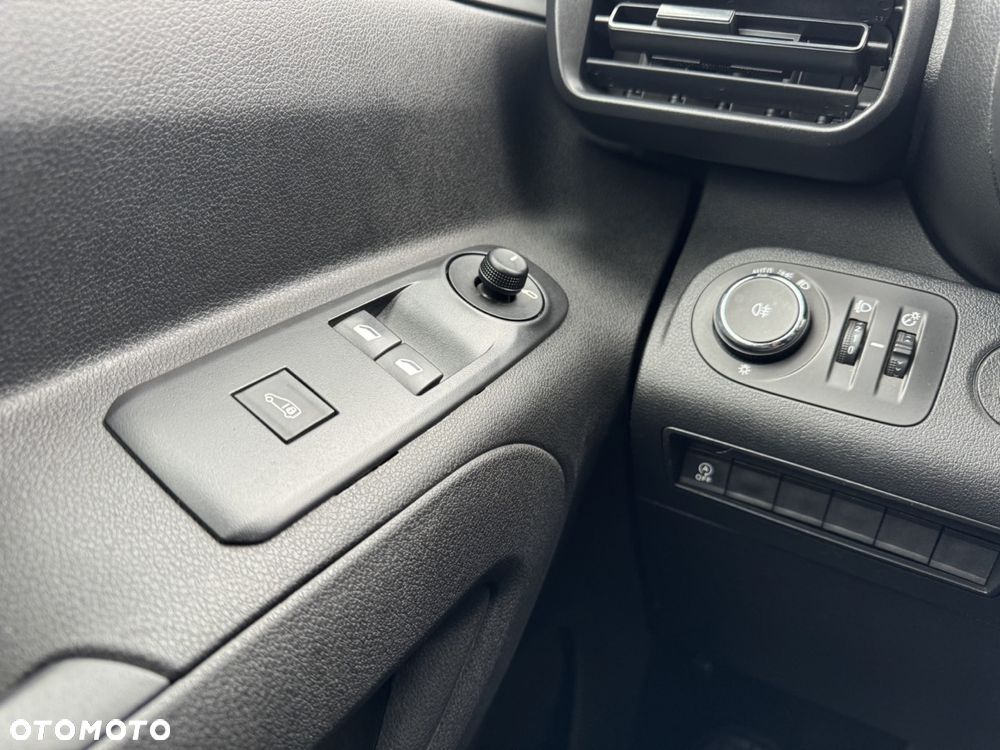 Opel COMBO L2 MAXI LONG XL - 21