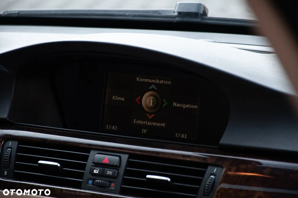 BMW Seria 3 325i - 27