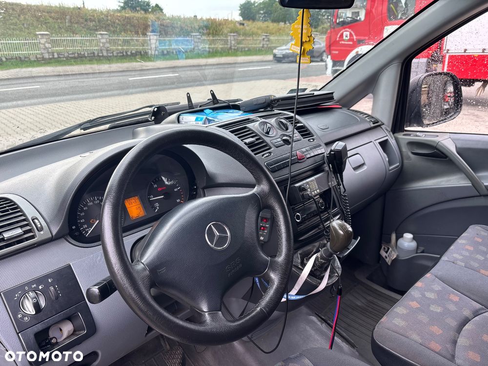 Mercedes-Benz VITO Ambulans - 8