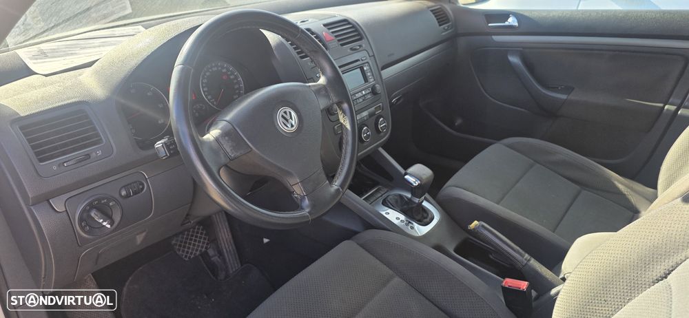 VW Golf 1.9 TDi 25 Anos Aut. - 4