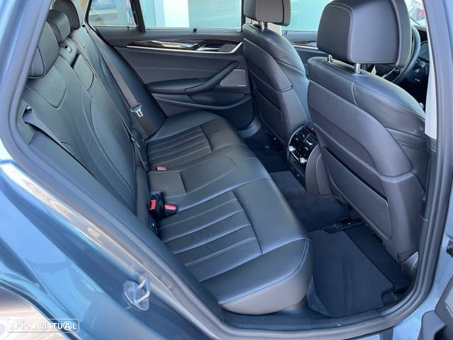 BMW 530 d xDrive Line Luxury Auto - 23