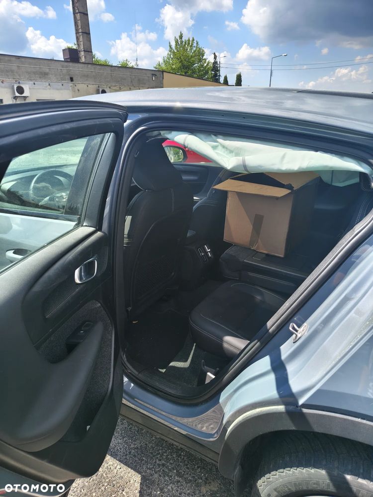 Volvo C40 - 10