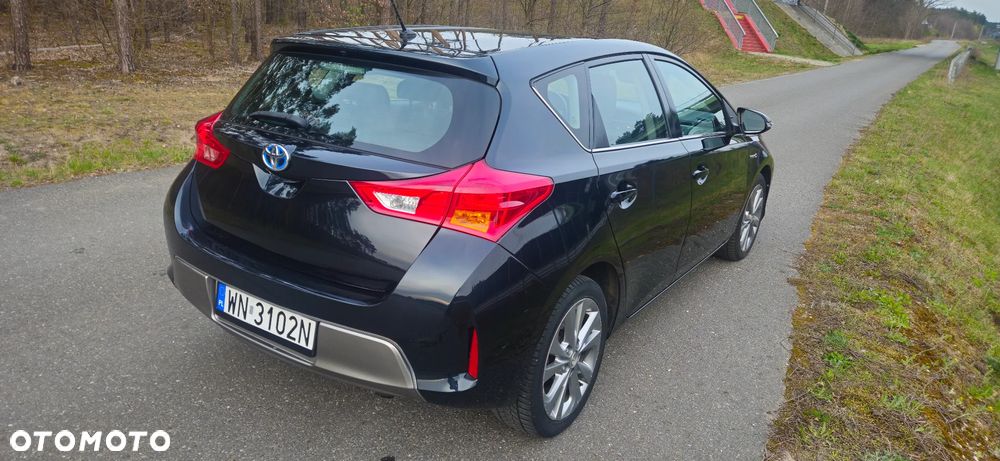 Toyota Auris 1.8 HSD Luna - 4