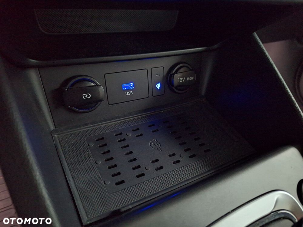 Hyundai Kona 1.6 T-GDI Premium 4WD DCT - 32