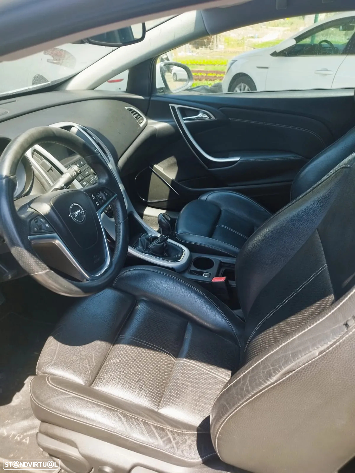 Opel Astra GTC 2.0 CDTi S/S - 8