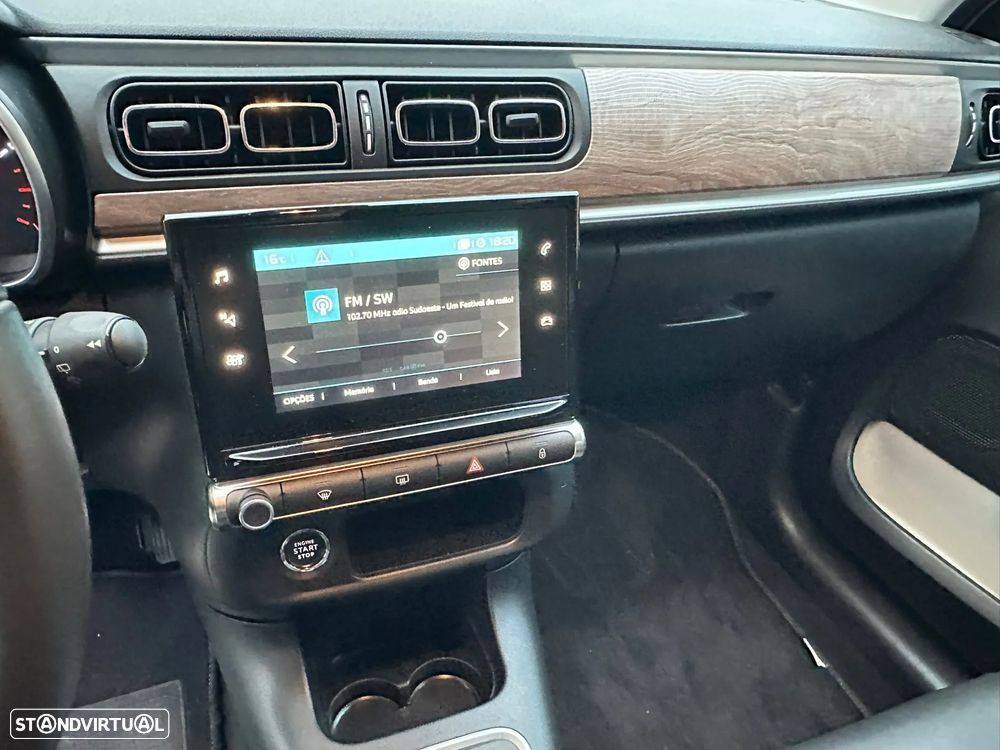 Citroën C3 1.2 PureTech Shine - 18