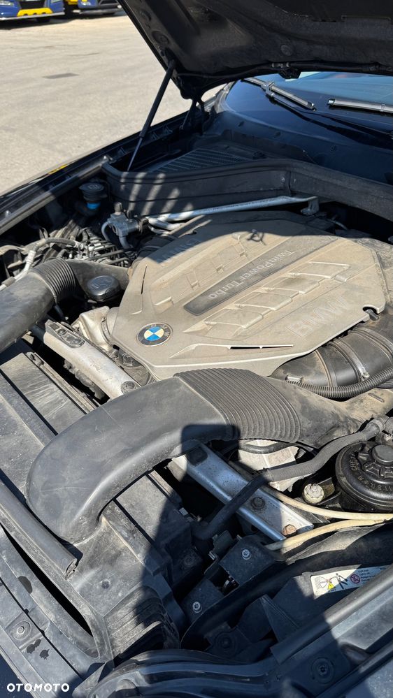 BMW X6 50i xDrive - 33