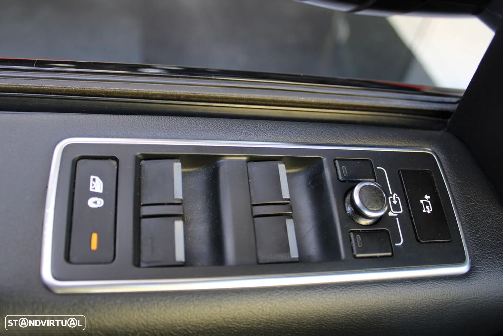 Land Rover Range Rover 4.4 SDV8 Autobiography - 49