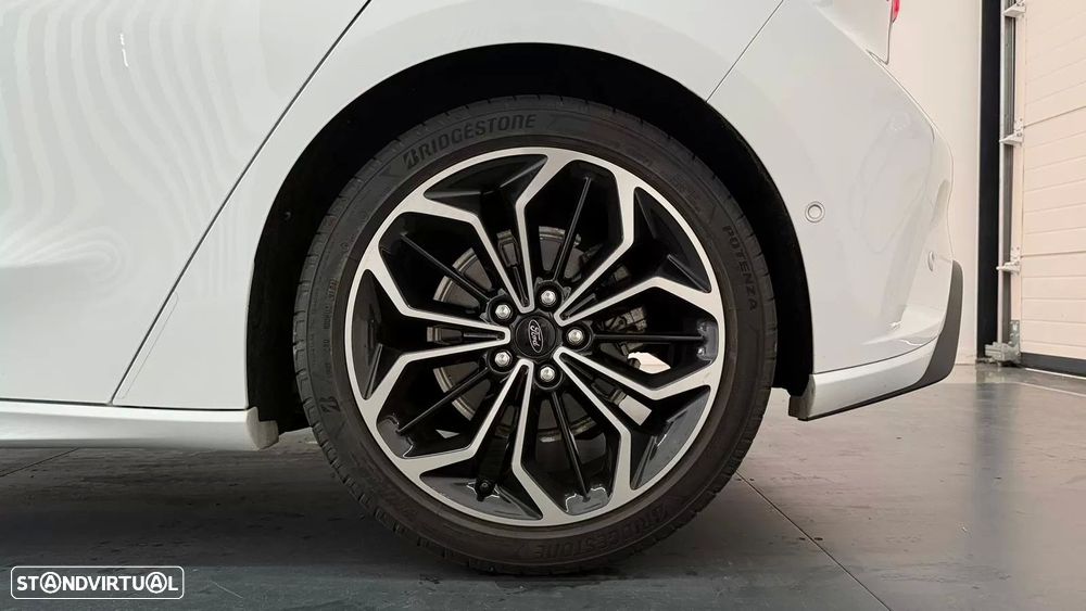 Ford Focus 1.0 EcoBoost S&S ST-LINE STYLE - 31