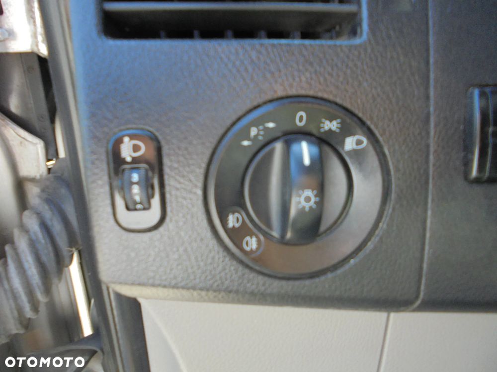 Volkswagen CRAFTER - 10