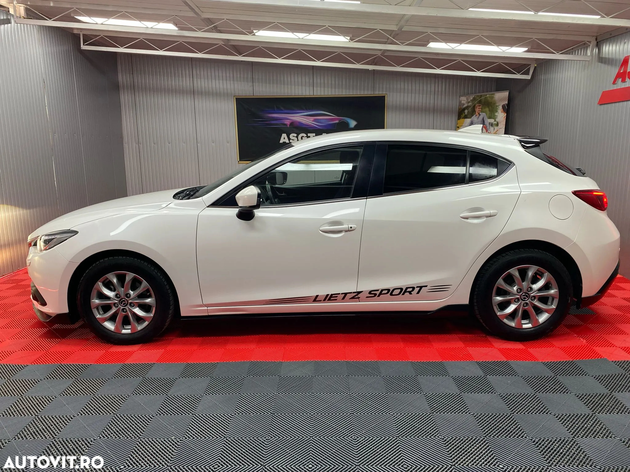 Mazda 3 - 20