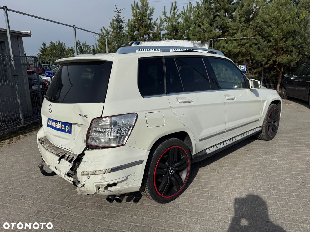 Mercedes-Benz GLK 320 CDI DPF 4Matic 7G-TRONIC - 4