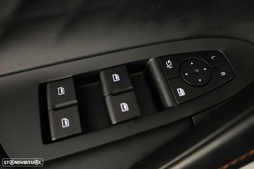 MG EHS 1.5 T-GDI Plug-in Hybrid Luxury - 18