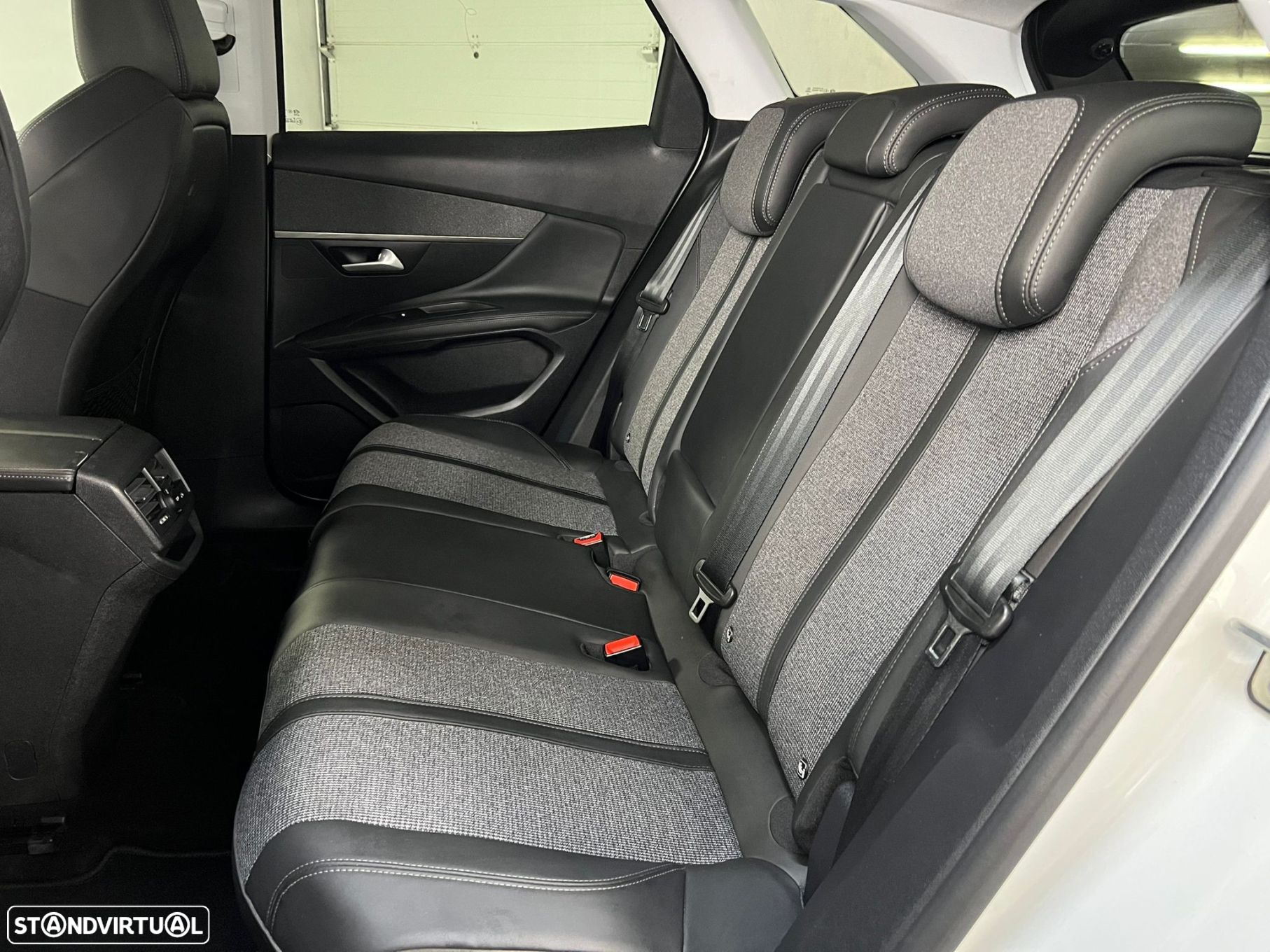 Peugeot 3008 1.2 PureTech Allure - 7
