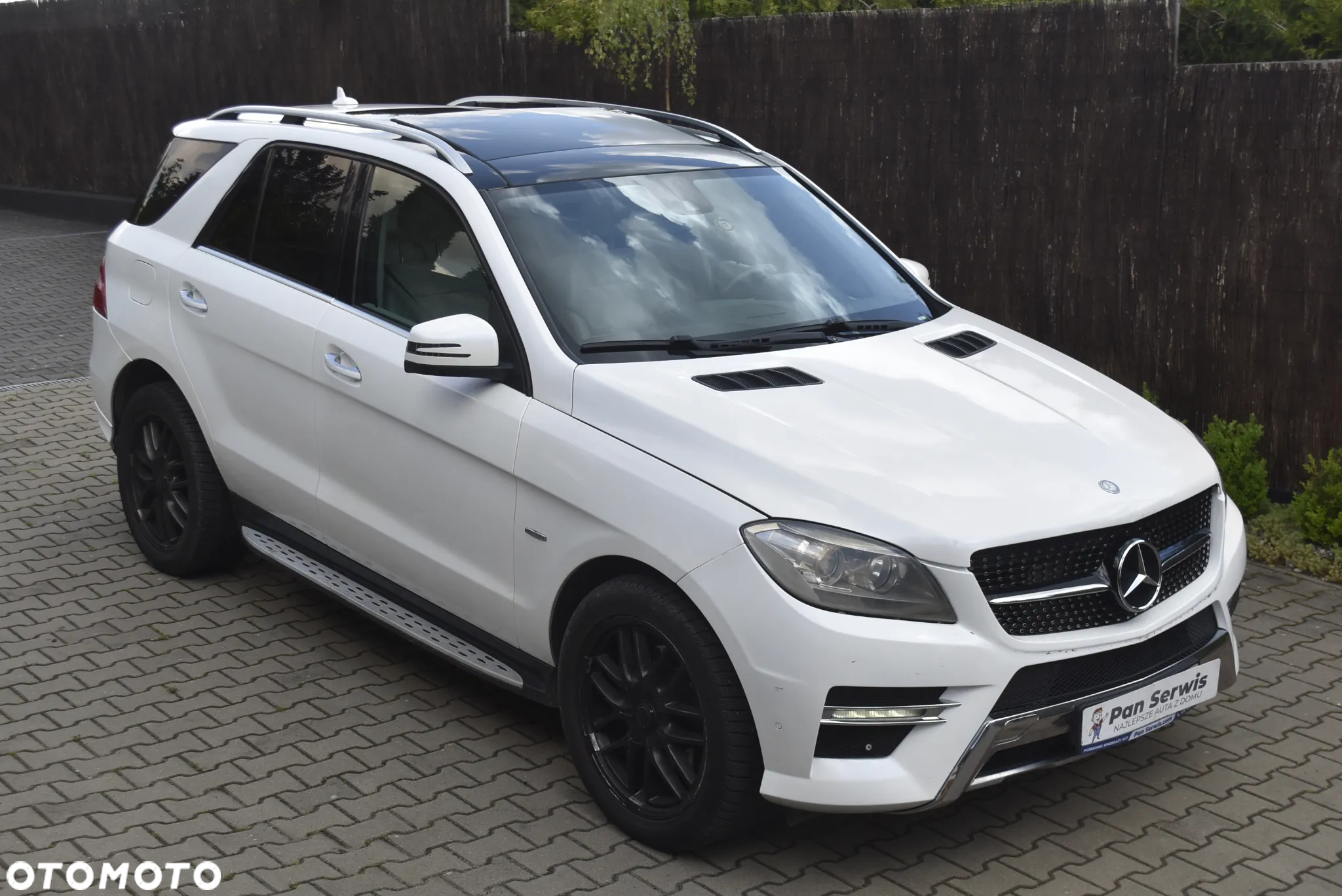 Mercedes-Benz ML 350 BlueTEC 4MATIC 7G-TRONIC Edition 1 - 2