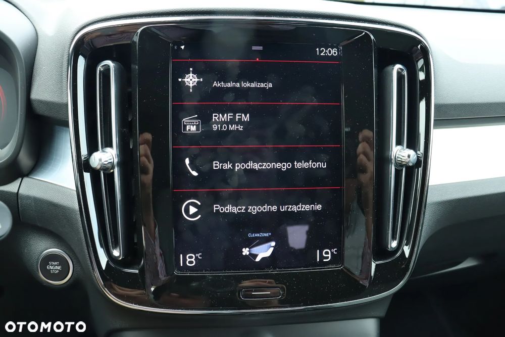 Volvo XC 40 T2 Core - 27
