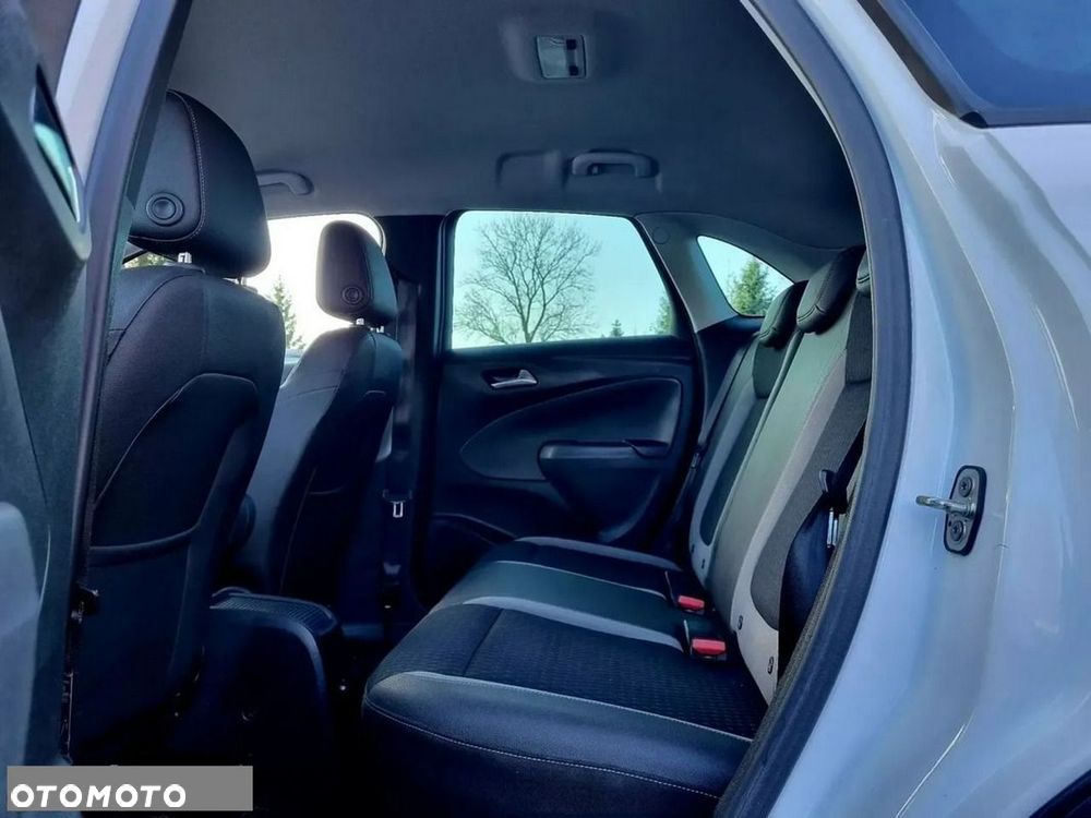 Opel Crossland X 1.2 Innovation - 10