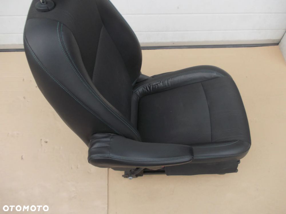 Komplet foteli Chevrolet Trax europa - 20