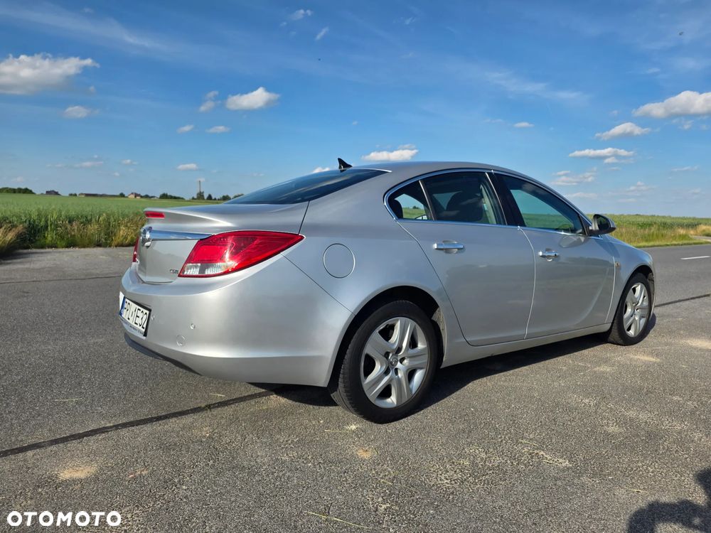 Opel Insignia 2.0 CDTI Cosmo - 11
