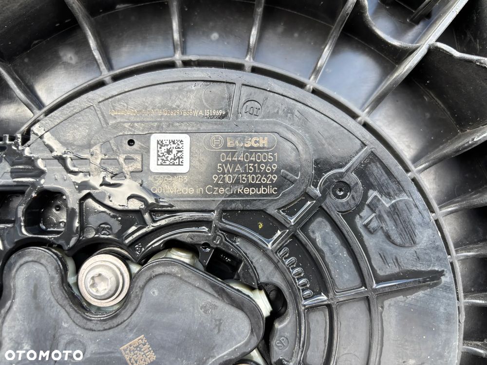 VW Crafter zbiornik pompa pompka Adblue 5WA131969 2N0131877T 7C0971819C - 3