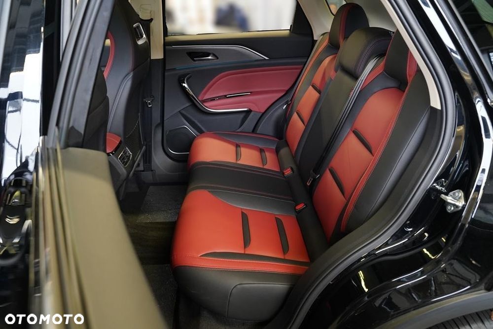 Bestune T77 1.5T Business DCT - 9