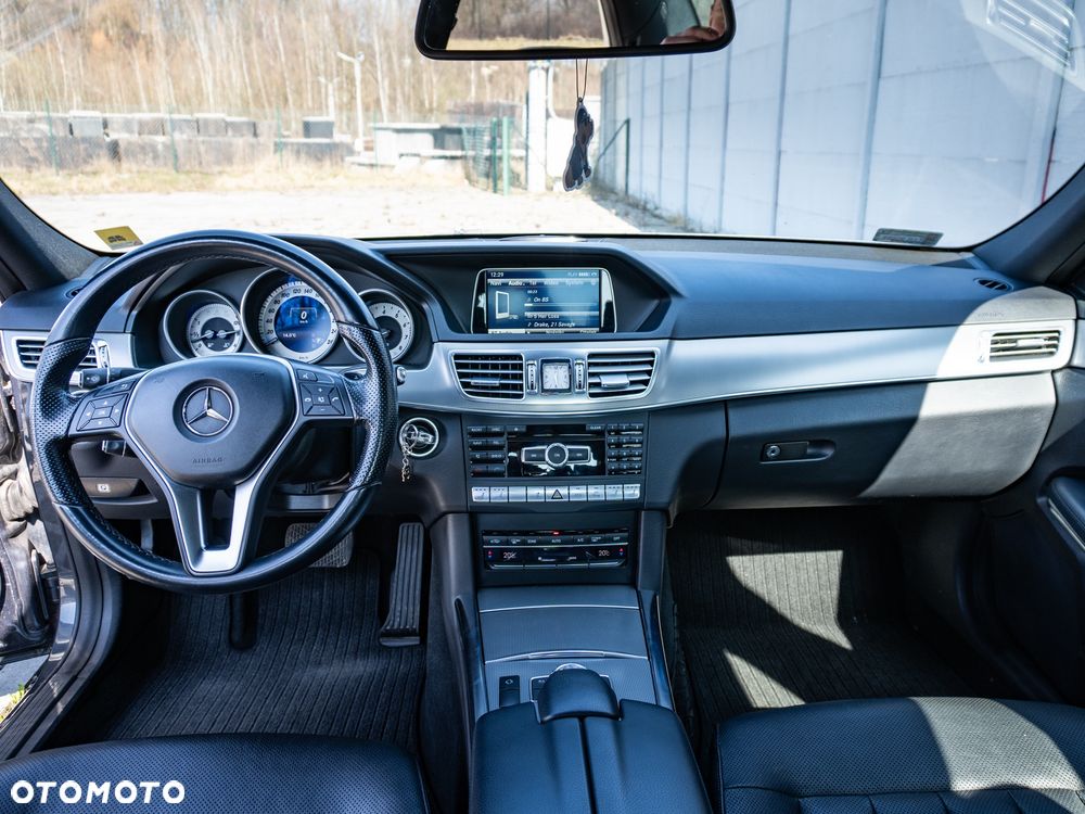 Mercedes-Benz Klasa E - 9