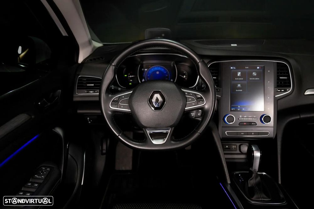 Renault Mégane Sport Tourer 1.2 TCE Bose Edition EDC — fotografia 12