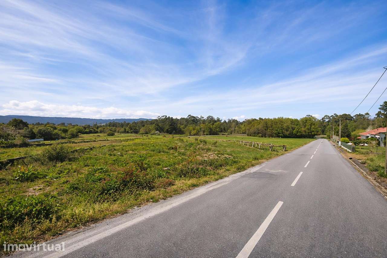 Terreno com 9.100 m2 em Lovelhe – Vila Nova de Cerveira - Grande imagem: 2/14