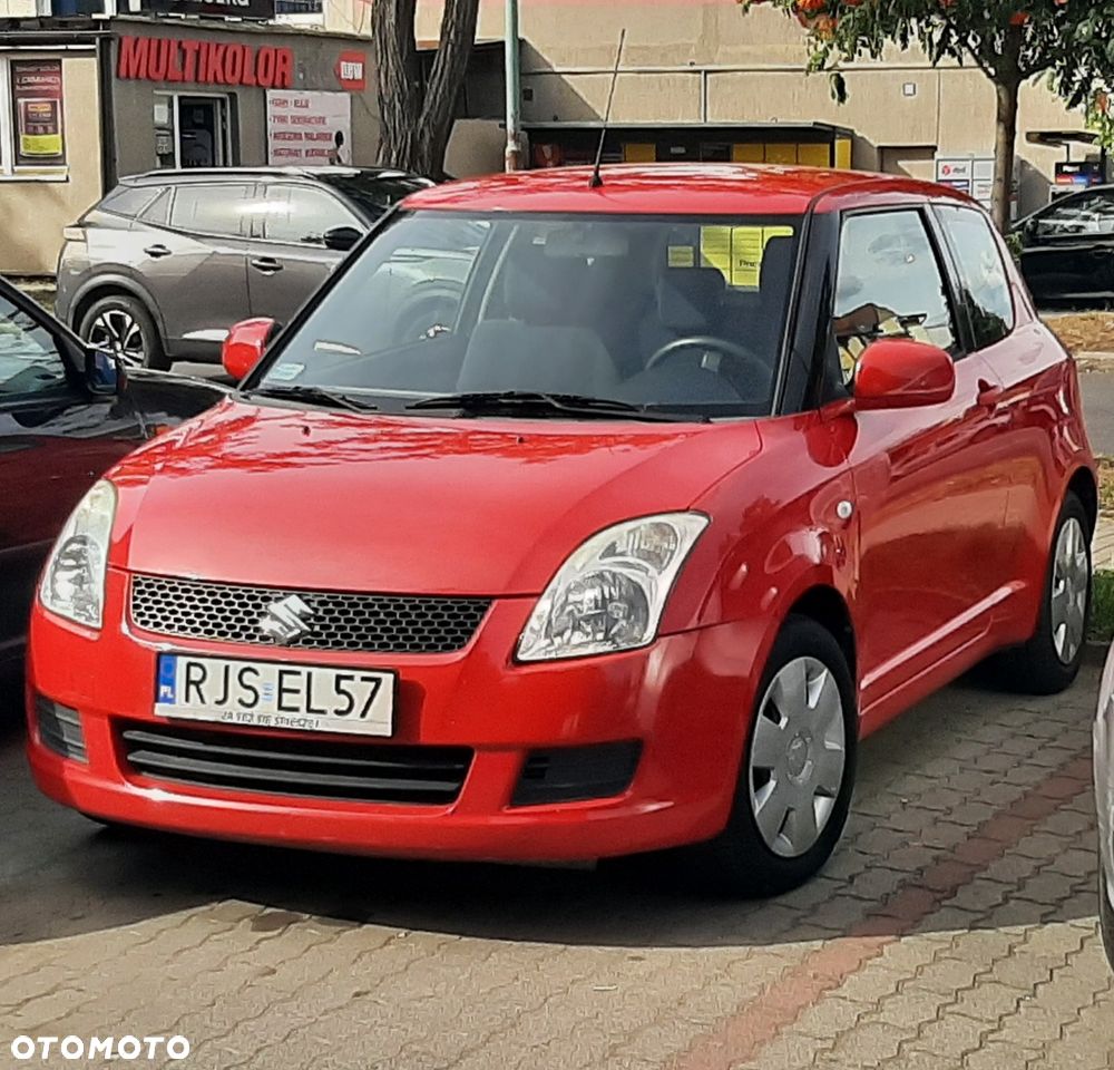 Suzuki Swift - 1