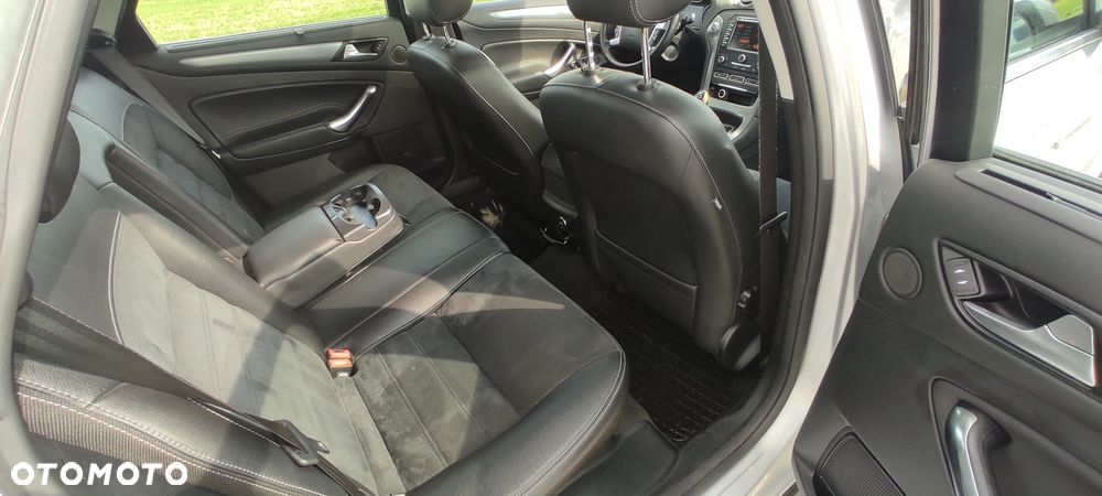 Ford Mondeo 2.2 TDCi Titanium - 12