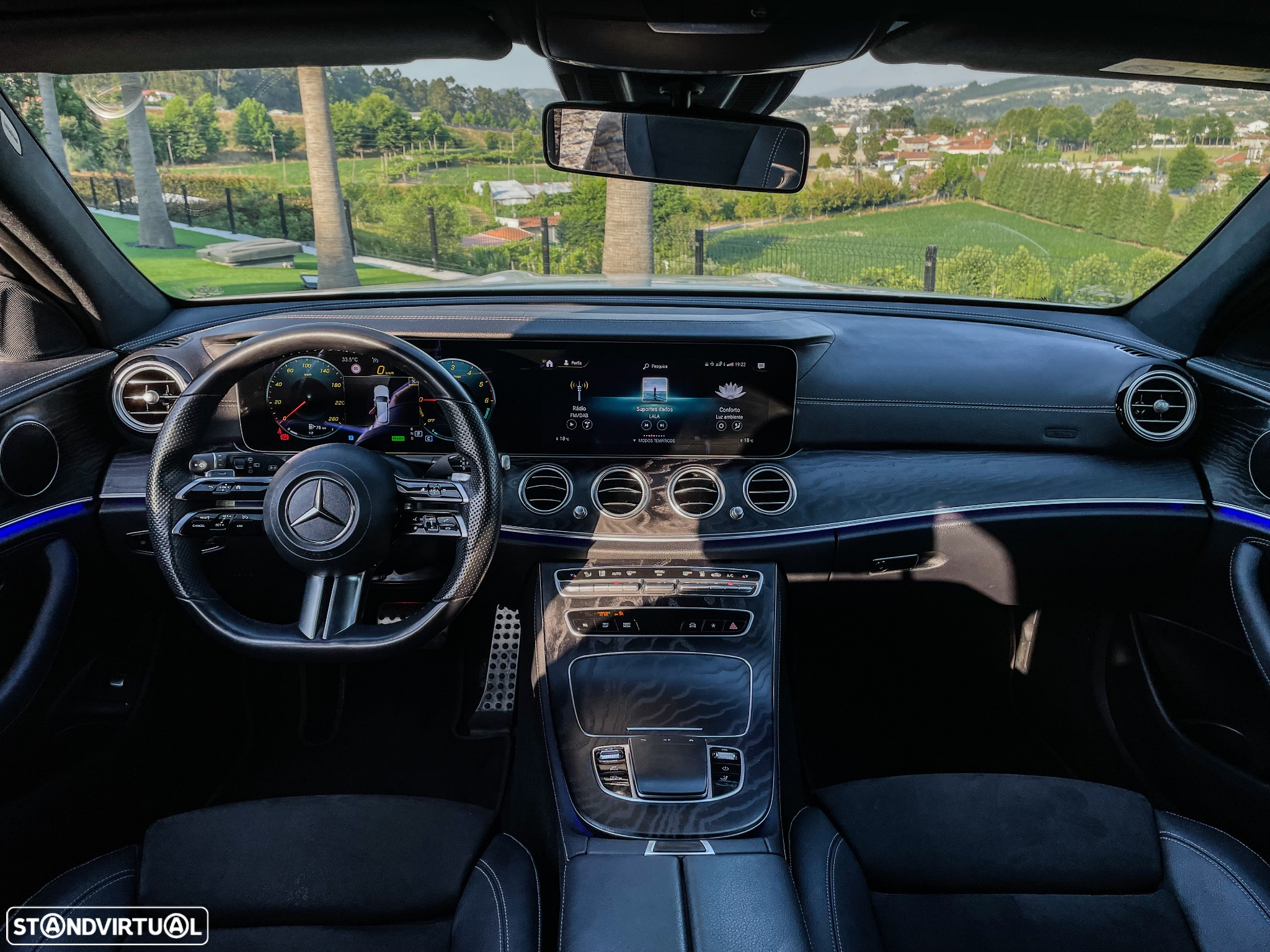 Mercedes-Benz E 300 de AMG Line 4Matic - 23