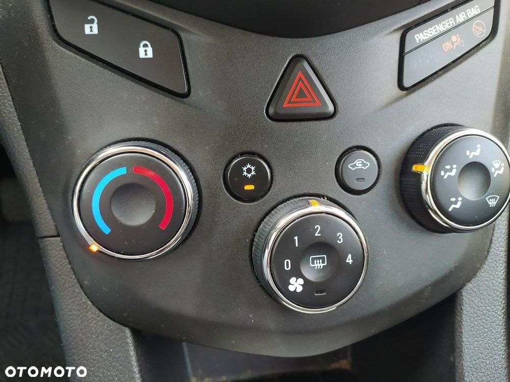 Chevrolet Aveo 1.2 LS - 5