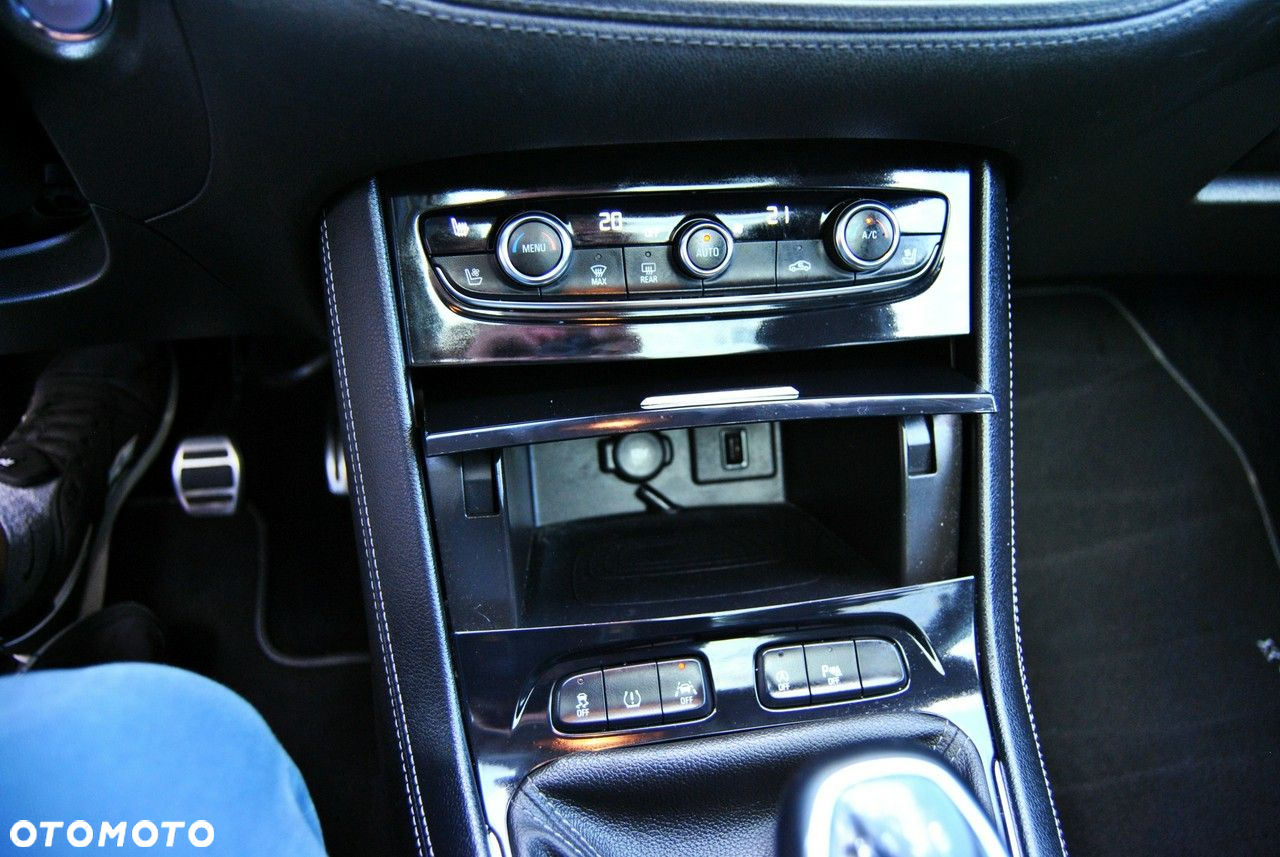 Opel Grandland X - 21