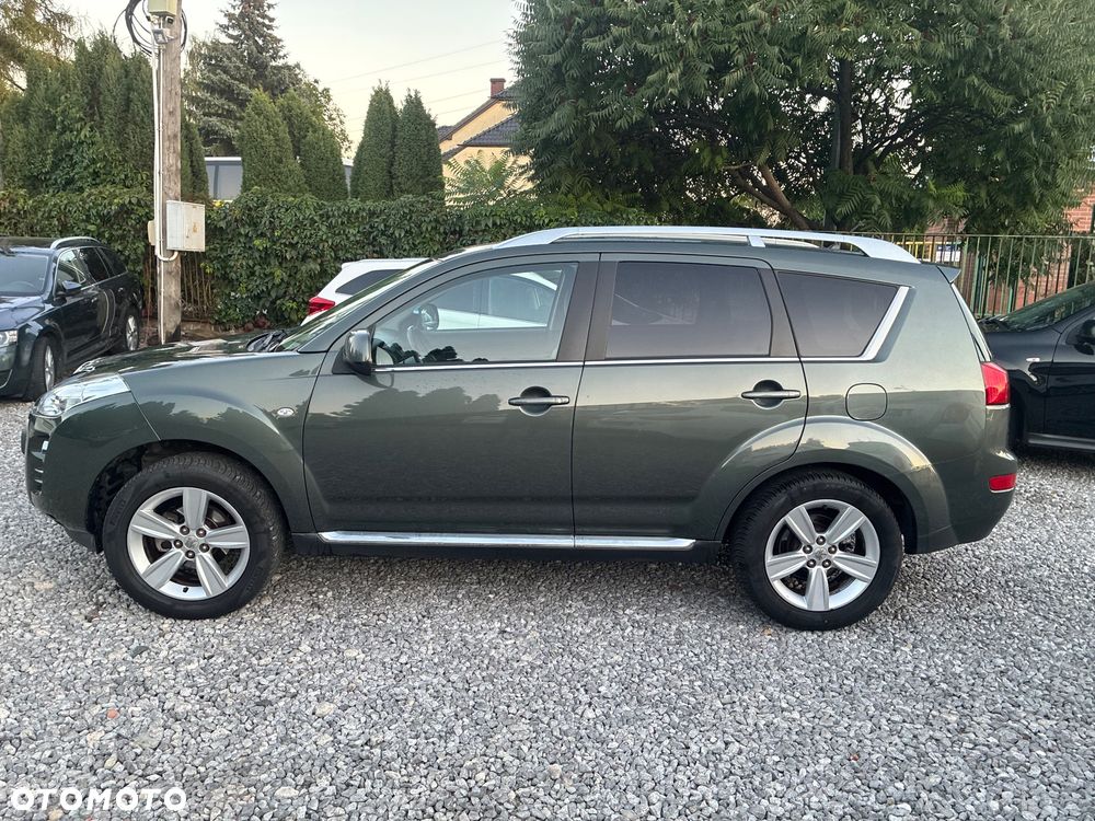 Peugeot 4007 7-Sitzer Sport - 4