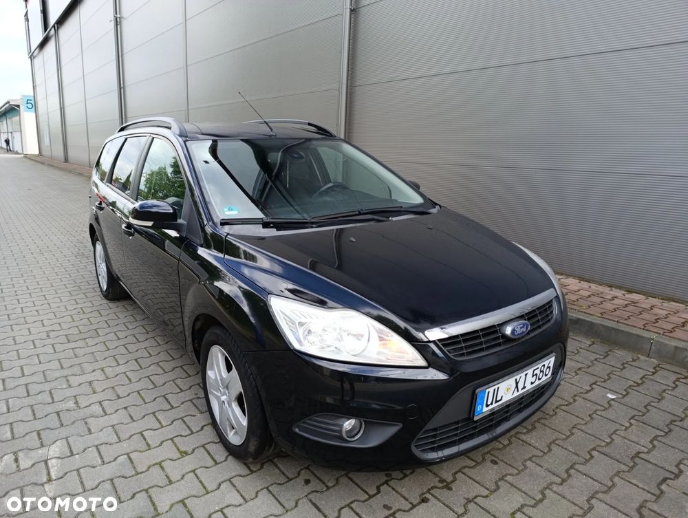 Ford Focus 1.6 16V Style+ - 2