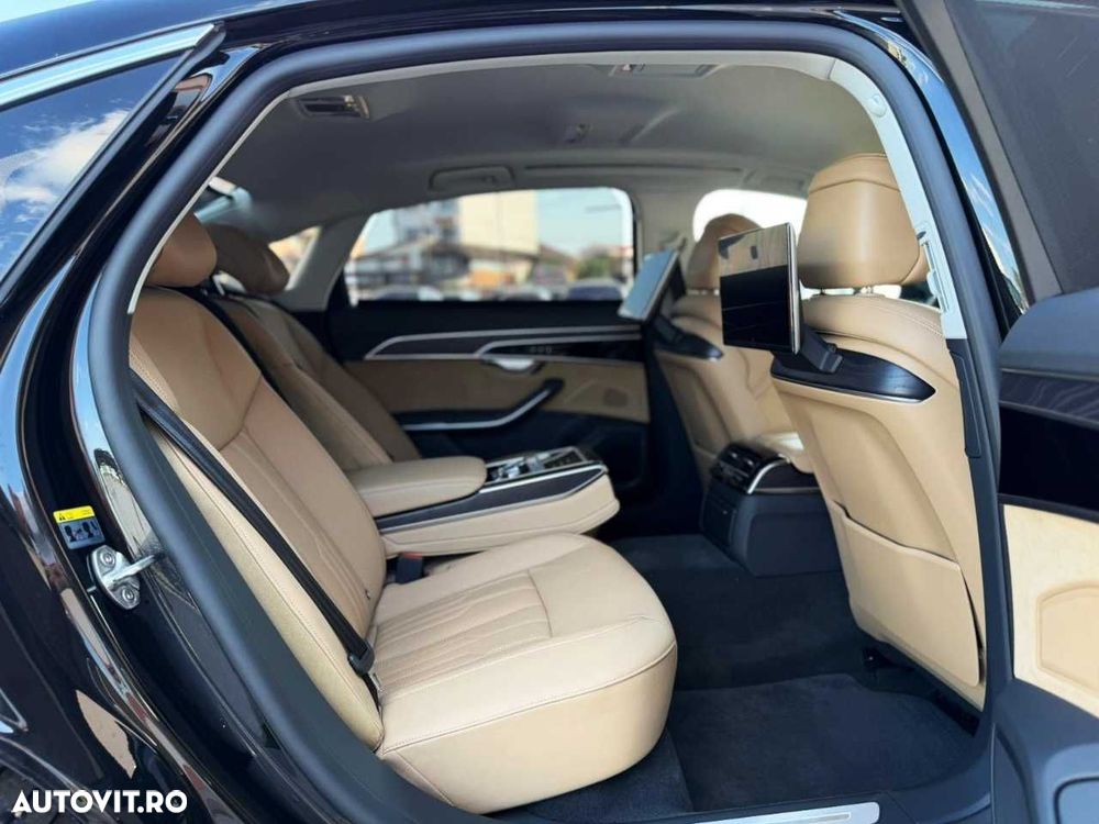 Audi A8 - 24
