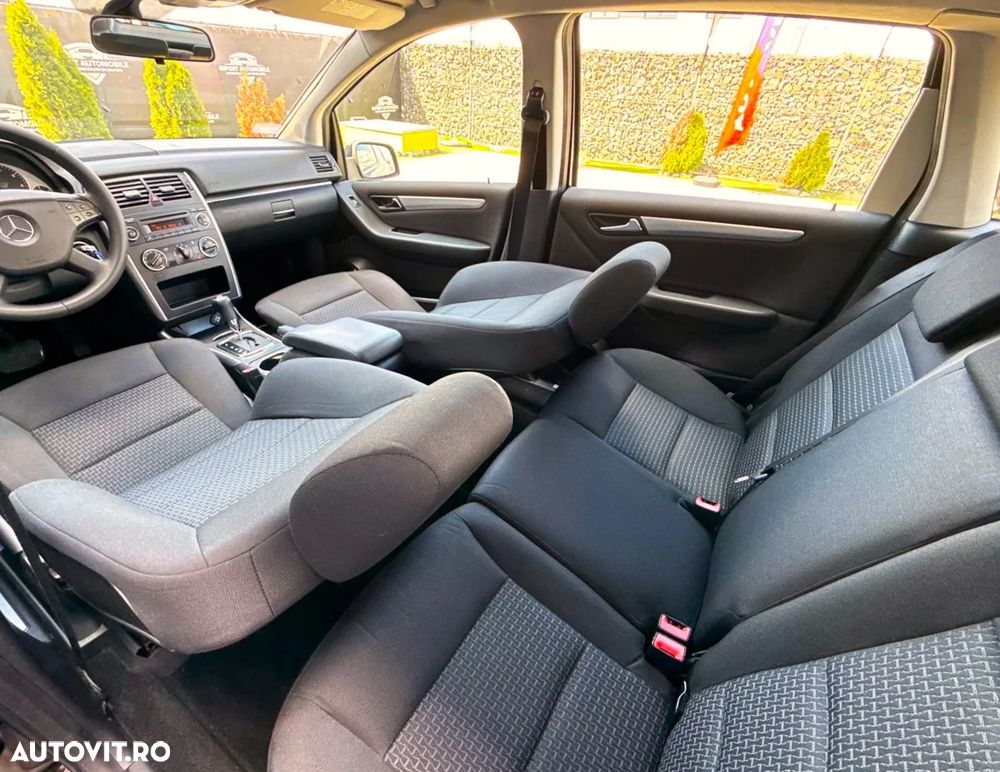 Mercedes-Benz B 170 Autotronic - 23