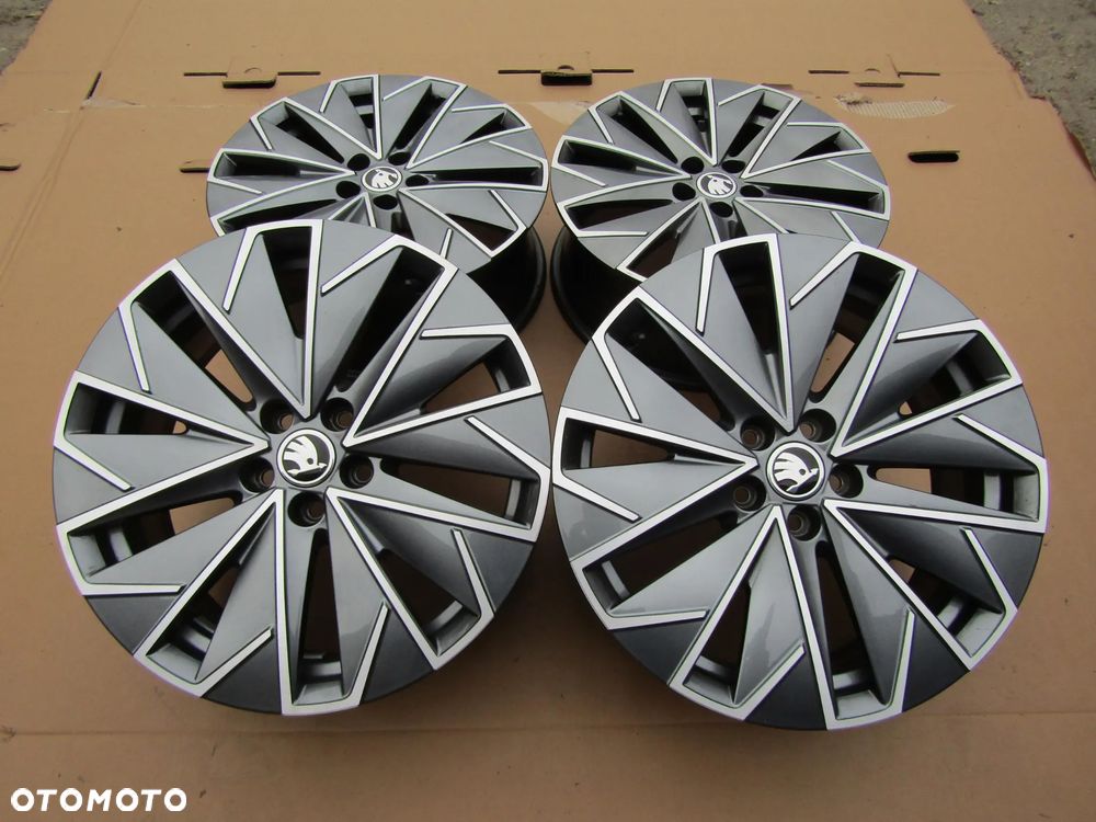 4x Felgi 17 Skoda Kamiq Scala Fabia Seat Ibiza IV VW Polo IV V IV Seat Arona T-Cross Taigo 6,5 j 5x100 ET 40 - 16