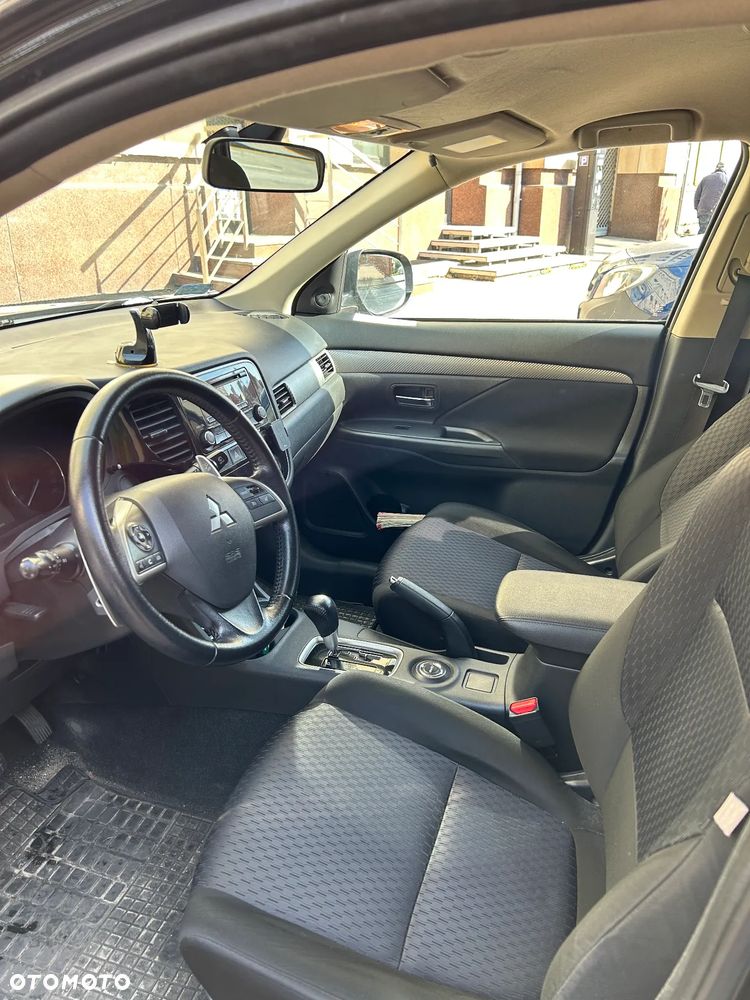 Mitsubishi Outlander 2.0 Intense - 7