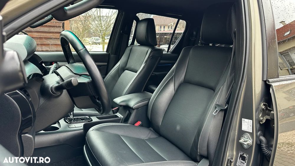 Toyota Hilux 2.8D 204CP 4x4 Double Cab AT Invincible Color Edition - 14